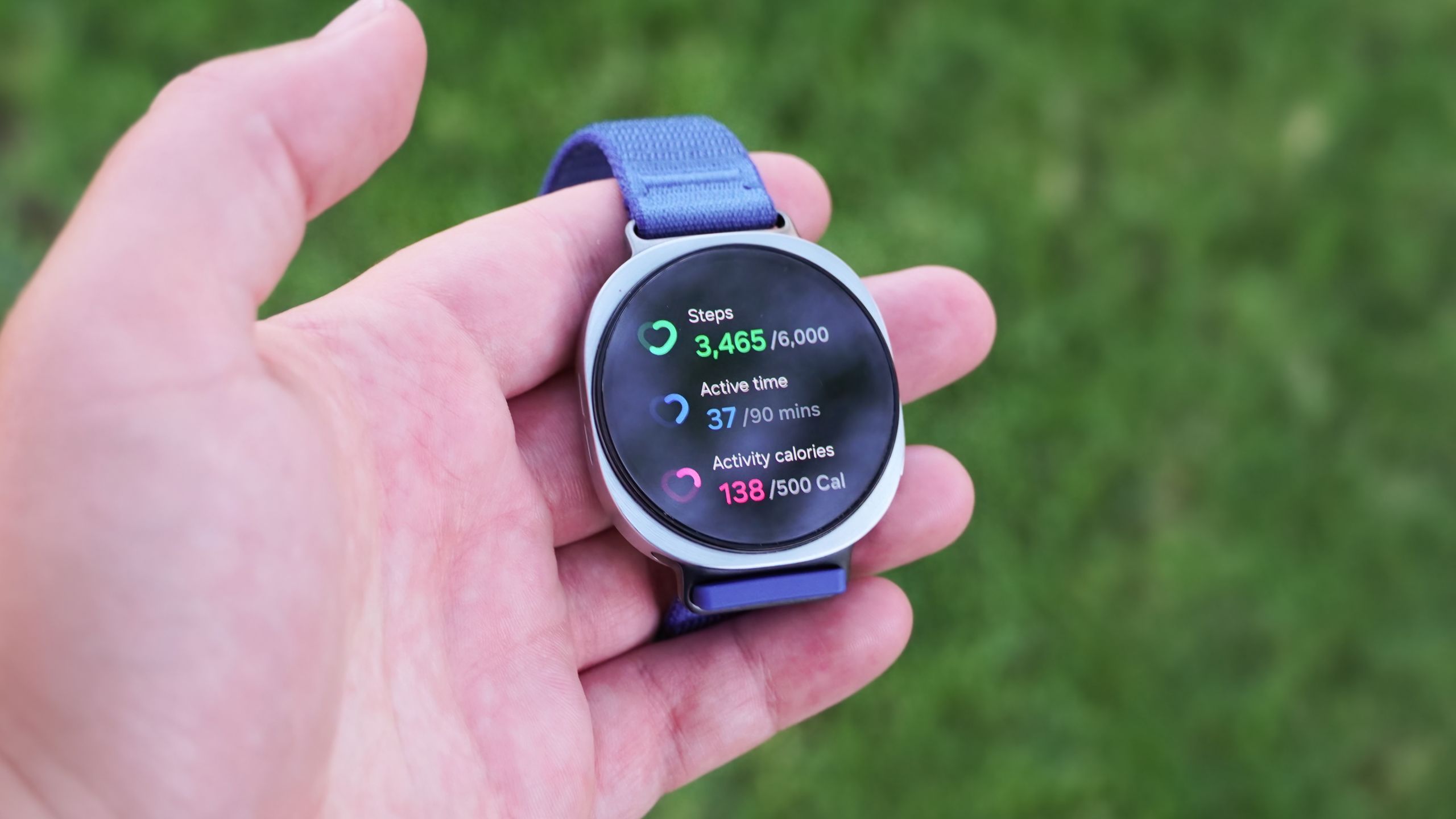 سامسونگ در روز شکرگزاری مست شد و قیمت گلکسی واچ 8 را به سطح بسیار پایینی کاهش داد