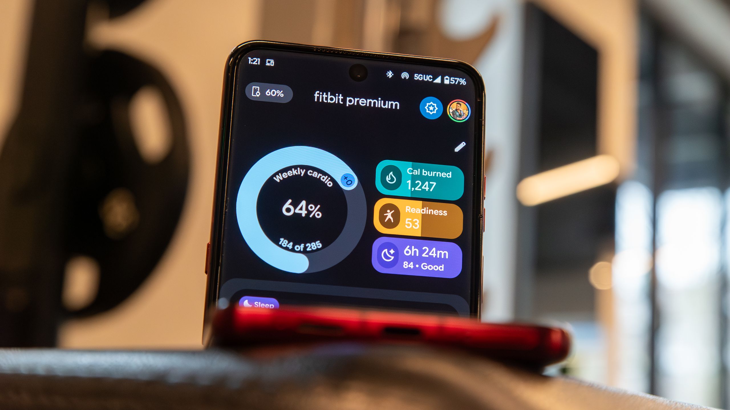 یک ماه با مربی سلامت جدید مبتنی بر هوش مصنوعی Fitbit و اینکه چگونه برنامه بازطراحی شده برای سال 2026 یک قدم به تبدیل شدن به برنامه تناسب اندام مورد علاقه من نزدیکتر است.