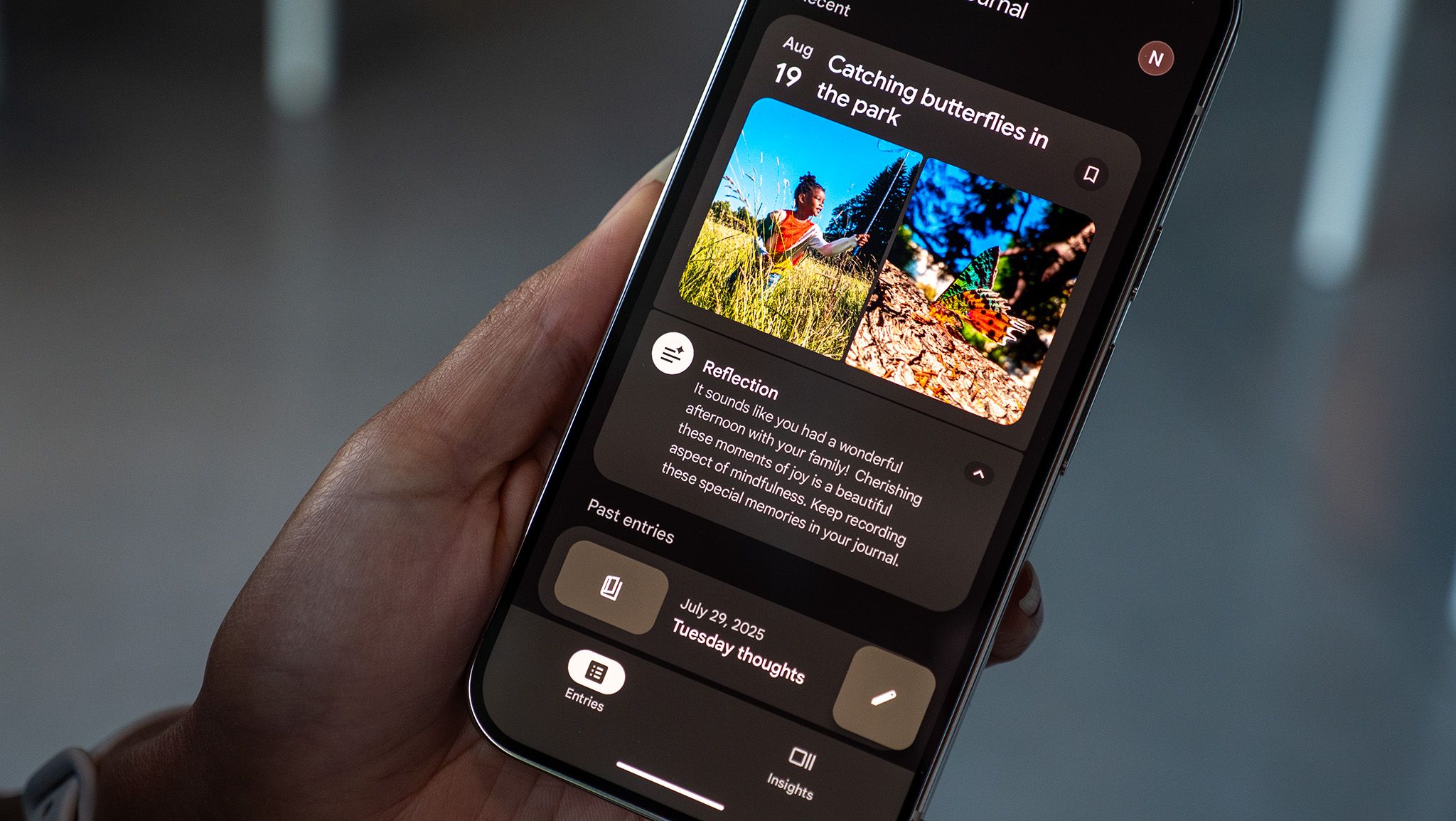 چگونه با استفاده از برنامه Google Journal یاد گرفتم احساساتم را مدیریت کنم